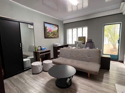 Mặt tiền nguyễn văn nguyễn q1, mặt sau hxh - diện tích 82m2  4m x 20.5m  - nhà 5 tầng thang máy - 2