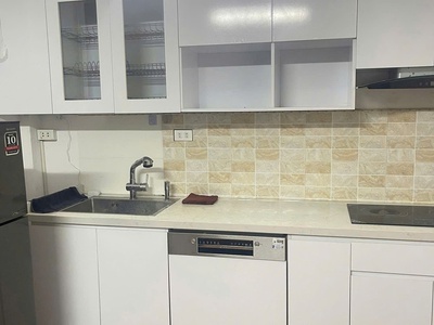 Cho thuê nhà nguyên căn ngõ phố vọng. 10tr/tháng. 5 tầng, 30m /tầng, 2 ngủ khép kín. 1