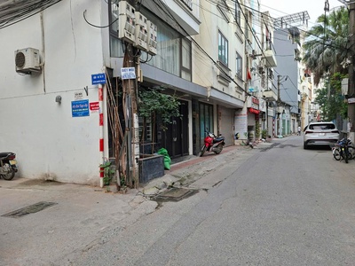 Thạch bàn,long biên 10tỷ 80m đất,lô góc kinh doanh,ô tô,cho thuê 2