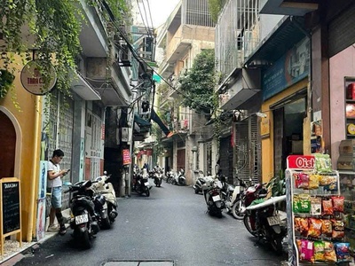 Bán nhà trần thái tông - 68m x 6 tầng   lô góc   ngõ thông   kinh doanh   ôtô đỗ cửa   16.8 tỷ. 0