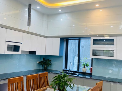 Chính chủ cần cho thuê nhà nguyên căn 4 tầng tại khu b6 kéo dài- thành phố lào cai 3