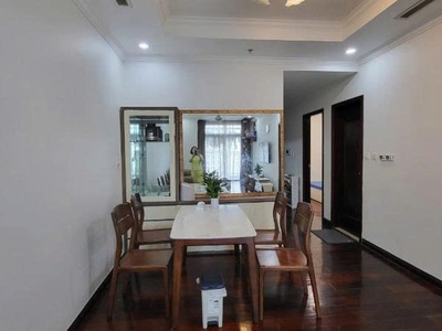Chính chủ cho thuê căn hộ tại royal city tại hà nội 1