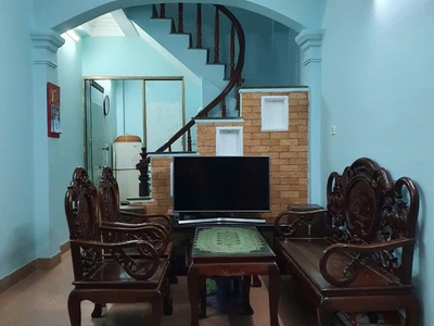 Nhà đẹp 5m ra ôt tránh gần chợ nam dư 0