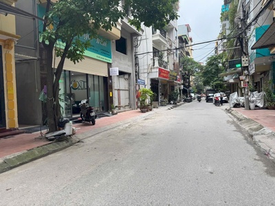 Nhà dòng tiền- phố nguyễn chí thanh- thang máy- chỉ 21 tỷ 0