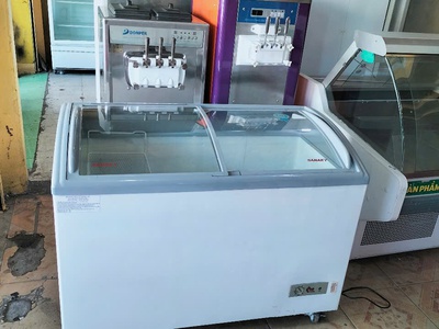 Tủ đông kem cửa kính hiệu sanaky dung tích 400L hàng mới 91 1
