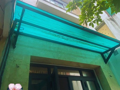 Nhà lý thường kiệt, sát hxh, 40m , 3 lầu đúc, 4pn rộng, sổ đẹp nở hậu 0