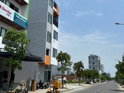 Chào bán lô đất cặp e kim long 1
