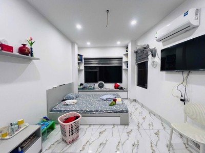Siêu phẩm tầm tiền không có nhà bán chính chủ cần tiền bán gâp nhà  phố mỹ đình quận nam từ liêm 4