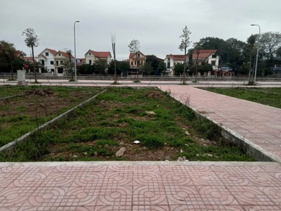 Sở hữu ngay lô đất đẹp - giá tốt - vị trí đắc địa tại tiền yên, hoài đức, tphn 1
