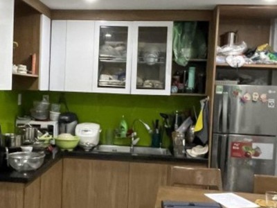 Nhà lý thường kiệt, sát hxh, 40m , 3 lầu đúc, 4pn rộng, sổ đẹp nở hậu 2