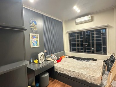 Siêu phẩm chính chủ cần bán nhà phố cầu giấy 45 m2 x5 tầng nhỉnh 30 tỷ đường rộng 6 làn xe ôtô kinh 2