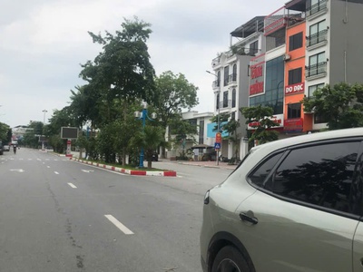 Siêu hiếm phân lô quân đội- ô tô tải tránh 70m2, mt 4,6m kinh doanh chỉ hơn 11 tỷ. 0