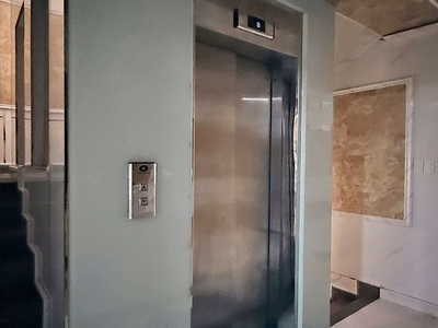 Bán ks khu k300, p12, tần bình, 150m2, 8 tầng, ngang 8m, thang máy, pccc đủ, 27 phòng 1