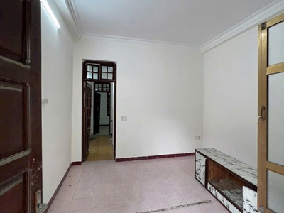 Cho thuê nhà ngõ 179 minh khai  50m2 2 tầng, 2 ngủ, 2 vệ sinh, 8.5 triệu/tháng 2