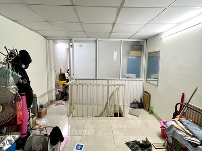 Nhỉnh 3 tỷ có nhà 54m2 mới đẹp ở ngay 1 trệt 1 lửng 2 phòng ngủ -  hẻm ba gác đua gần hẻm ôtô 3