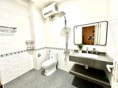 Bán gấp - nhà nơ trang long - hxh tránh- 44m2  4x11   - 3 pn - có pn trệt - gần mt - học viện cán 1