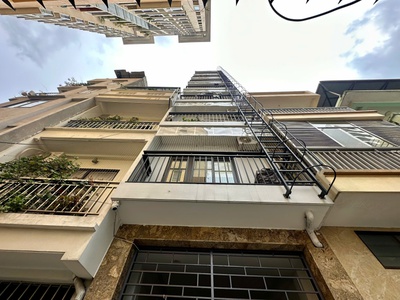 Tin thật 100  tòa chdv 2 mặt tiền 70m2 x 14p tại ngõ 112 ngọc khánh - dòng tiền 1,4 tỷ   6,5/năm 0