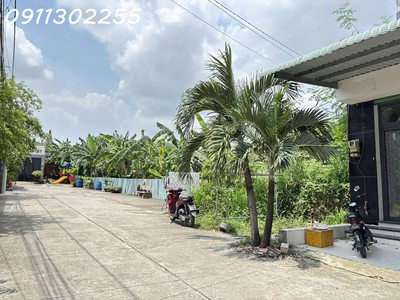 Đất đẹp mặt tiền hẻm 1 xẹt hoàng hữu nam    long thạnh mỹ giá chỉ hơn 5 tỷ 2