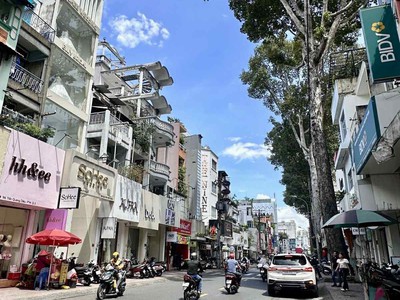Ngay lê văn sỹ   trần quang diệu, p14- hẻm ôtô tải - 3 căn ra mặt tiền - 58m  5x11.5  - 4 tầng   st 0