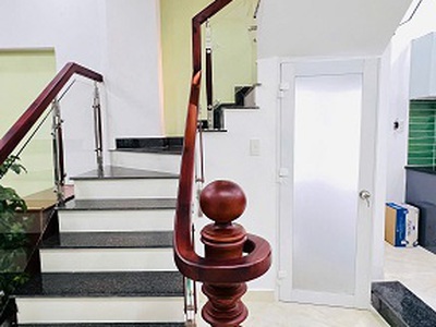 Thân gửi ace môi giới hh 1 nhà gò vấp 4 tầng full công năng hẻm 1 trục trước nhà 4m cách mặt tiền 4