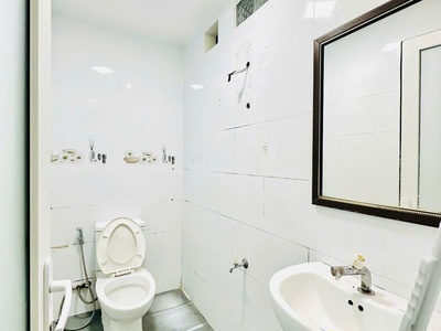 Bán nhà chính chủ - p3 phú nhuận - huỳnh văn bán - hẻm 3m - 2 mt - siêu hiếm 4 x 10 - 2 tầng btct - 3