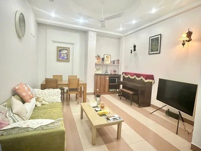 Phân lô nguyễn chí thanh, 68m2 x 5t, mt 4.5m, ô chờ thang máy, 17 tỷ 0