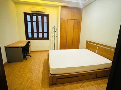 Phân lô nguyễn chí thanh, 68m2 x 5t, mt 4.5m, ô chờ thang máy, 17 tỷ 2