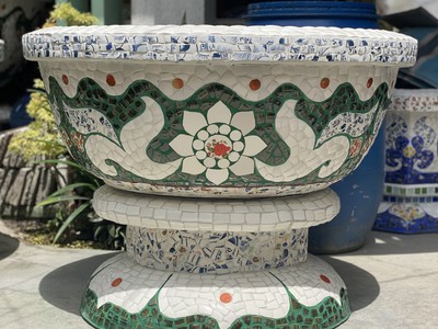 Nghệ nhân dán miễng sành sứ - ốp sành - chuyên chậu hoa - bể cá cảnh 10