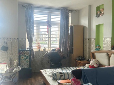 Nhà 4 tầng  5.5x14m  mặt tiền bình đông p13q8. giá: 14 tỷ 1