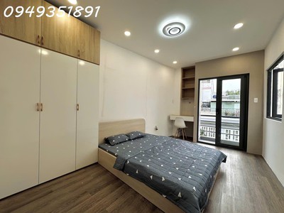 Nhà 63m2 cấp 4 shr hoàn công đủ giá 6tỷ 1