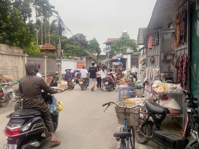 Mặt đường, mặt chợ sẵn kinh doanh sầm uất - trung tâm chợ thắng trí 2