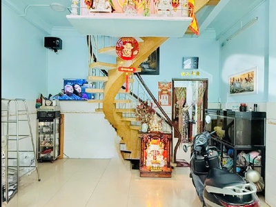 Q10   vĩnh viễn - nhà 4 tầng btct   45m  vuông vức   hẻm đẹp thông   giá 11.x 2