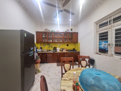 Nhà mặt tiền 3 tầng - kiến trúc tân cổ điển - 100m2 - giá 9 tỏi. 1