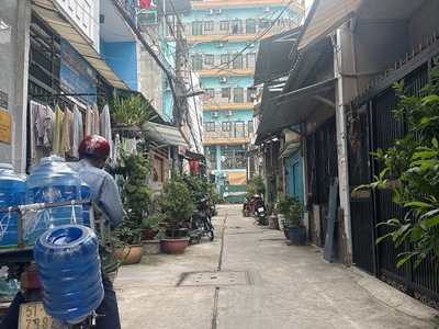 Khu vực hiếm nhà bán - nằm ngay trung tâm phường điểm quận 8 - sát vách 0