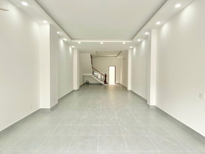Mặt tiền đường số 3: 29,5 tỷ. cityland park hills phường 10 gò vấp  mặt đường 30m  có thang máy 3