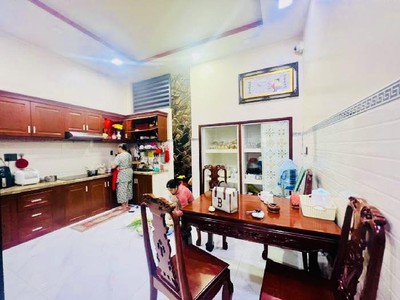 Siêu phẩm dòng tiền gần aeon - nhà đẹp 4 tầng   hẻm tải - giá tốt nhất khu vực 3
