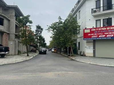 Đừng vội mua nếu chưa xem căn liền kề cực hiếm tại phú lương 2 mặt đường,86mx5mt,giá chỉ 16 tỷ 1