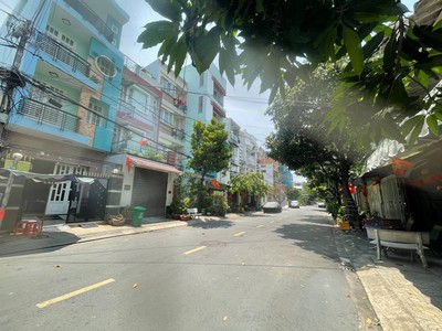 Bán nhà mặt tiền dt 80m2 - đường lê sao - quận tân phú 0