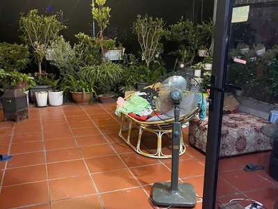Cho thuê nhà nguyên căn có thang máy trương định, 75m2 x 7 tầng, 55 triệu 1