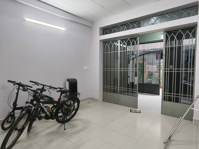 Ngay cong viên làng hoa gò vấp có nhà 4