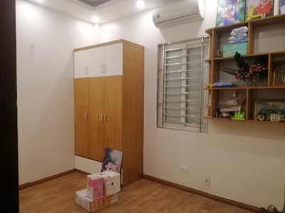 Chính chủ cho thuê phòng ở tại nhà riêng trung tâm phường Cầu Giấy 4