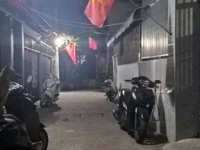 Mua đất tặng nhà   hoặc đập đi xây tổ ấm như mơ ngay tt thủ đức chỉ 4,3 tỷ dt 53m2 hxh. 0