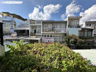 Bán nhà kinh doanh buôn bán đường 8m  4 tầng, 132m2, ngõ lâm văn bền, tân kiểng, quận 7 - giá 7.8 3