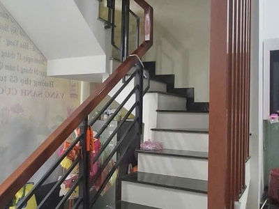 Bán nhà 3 tầng 100m2, gần ô tô chỉ nhỉnh 4tỷ. 1