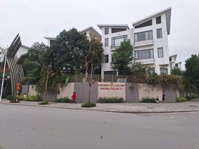  bán đất-ngọc thụy - thông số vàng   100m ra khai sơn hill   kinh doanh đỉnh   giá đầu tư  0