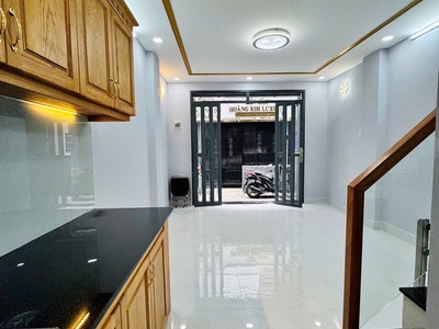 Bán nhà khu vip quận 10 hơn 6 tỷ 0