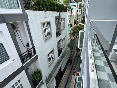 Bán nhà khu vip quận 10 hơn 6 tỷ 3