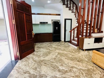 Nhà mới ô tô đỗ cửa phố nguyễn sơn-long biên  31m2 x 5 tầng, mặt tiền5.8m, 8.2 tỷ long biên. 4