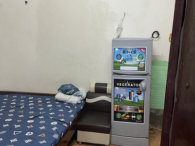 Cho thuê phòng tầng 1   nhà mặt ngõ lớn   lương khánh thiện   gần bến xe giáp bát 1