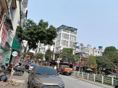 Sài đồng - dân xây - view hồ - 47m chỉ 6.7 tỷ 2